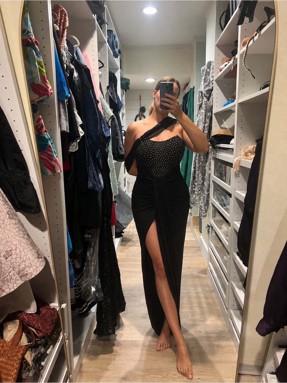 Miss circle Black One-Shoulder Evening Dress with Embellished Bodice